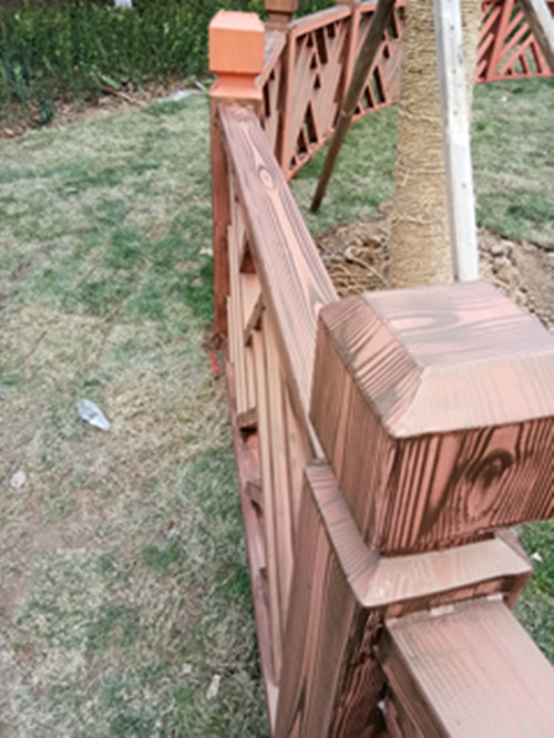 沈阳钢结构护栏仿木纹项目